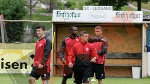 FOTO "Câinii" trag tare în Austria!** "E bine că nu suntem băgați în seamă! Le vom da peste nas!"