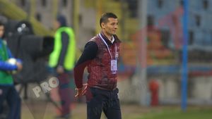 Gâlcă explică golul târziu al lui Szukala: "Am fost toți prea nervoși, s-au greșit multe pase" Ce spune despre conflictul dintre Steaua și MApN