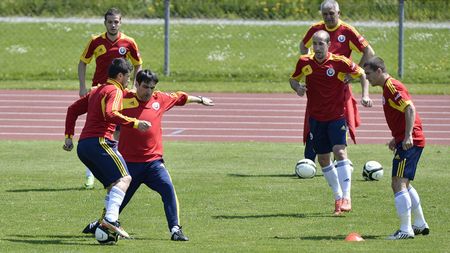 "Ni se pare normal să fim alături de selecționer! Staff-ul tehnic a fost atacat!" Florin Marin sare în sprijinul lui Pițurcă