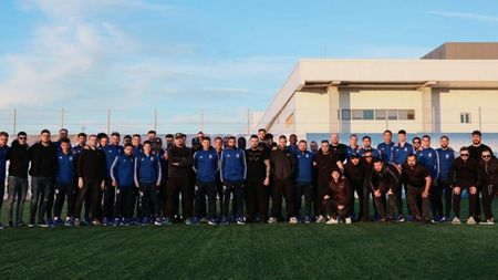 Peluza Sud 97 susține necondiționat FC U Craiova. Ultrașii olteni au fost la antrenamentul jucătorilor lui Nicolo Napoli înaintea meciului cu Oțelul Galați. SPECIAL