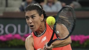 „Sorana urmărește un rezultat mare într-un turneu de Grand Slam”. Adrian Cruciat, fostul antrenor al tenismenei, știe și secretul parcursului formidabil de la Miami. „Este foarte puternică mental” | EXCLUSIV