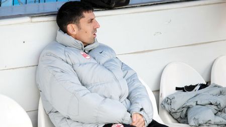 Dănciulescu a rămas pe bancă!** Bonetti nu i-a mai găsit loc în primul 11 veteranului și l-a urcat pe Alexe în avanposturi