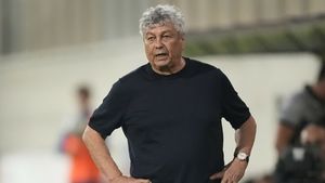 Ce s-a întâmplat cu Mircea Lucescu la pauza meciului Cipru - România 0-3, în vestiarul naționalei. Ce le-a cerut fotbaliștilor: „Le-am zis clar”