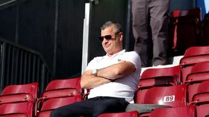 CFR Cluj face un transfer bombă din Argentina, pe o sumă record! Nelu Varga e dezlănțuit: cumpără şi doi nigerieni de top