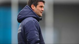 Ungurii se uită cu invidie la numirea lui Cristi Chivu la Parma. Reacția jurnaliştilor maghiari