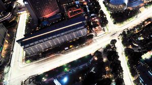 În Singapore, cu 300 km/h sub reflector