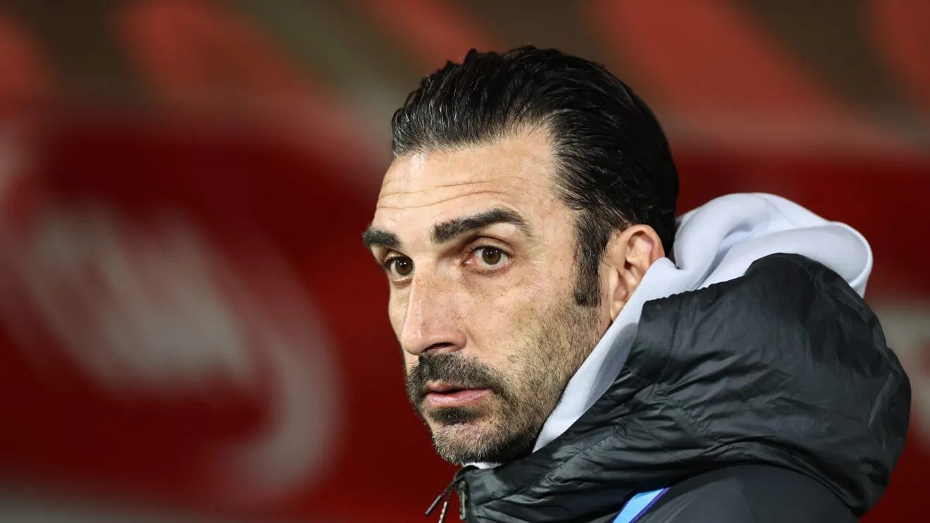 Elias Charalambous a început negocierile. Dacă semnează, devine rival cu Răzvan Lucescu