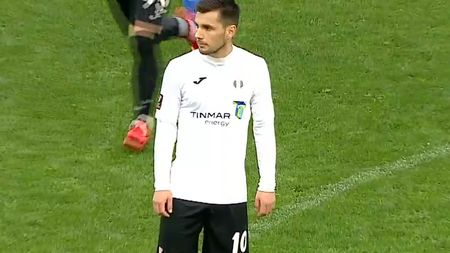 Un record greu de doborât! VIDEO | Florentin Matei a avut nevoie de cinci secunde pentru a vedea cartonașul roșu; "N-am pățit în viața mea așa ceva!" Mijlocașul Astrei susține că a fost înjurat și amenințat de arbitrul Marcel Bârsan