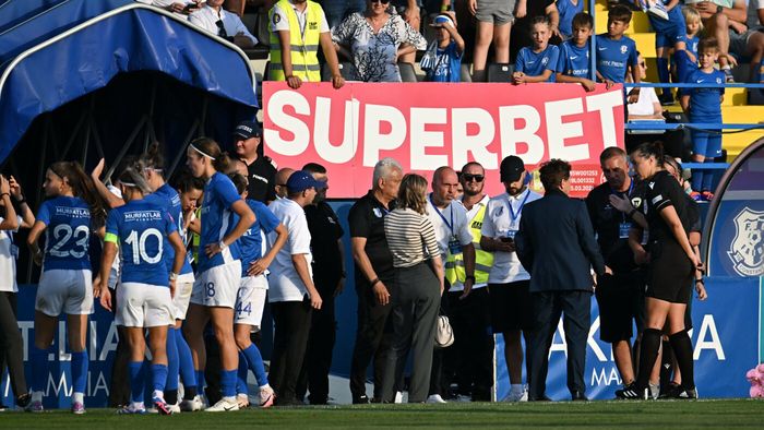 Ce scandal uriaș! Federația de Fotbal din Kosovo a cerut de urgență celor de la UEFA pedepse împotriva FRF și a României, chiar înainte de meciul direct, din cauza incidentelor de la partida echipei lui Gică Hagi