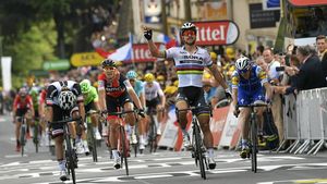 Peter Sagan a spart gheața în Turul Franței, într-o etapă care a traversat trei țări! Geraint Thomas a rămas liderul clasamentului general