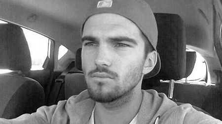 Un fotbalist portughez a murit după ce a suferit un atac de cord pe teren