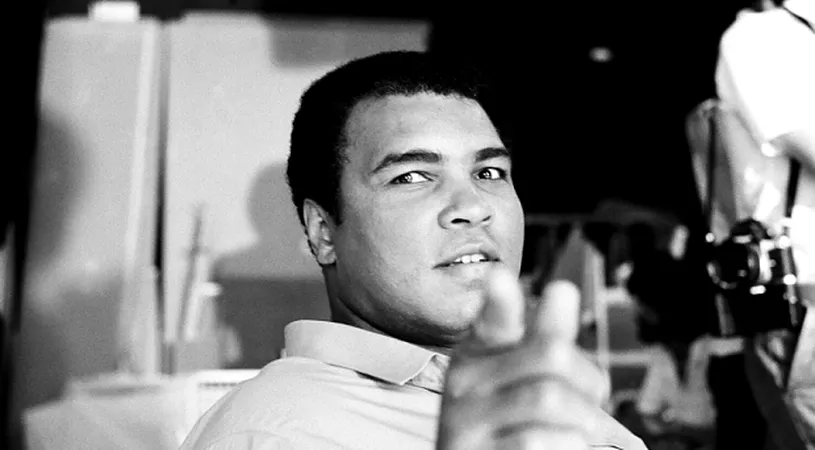 Muhammad Ali, file de poveste. Viața de film a sportivului care a inspirat milioane de oameni: cine a fost cu adevărat pugilistul care a uimit lumea