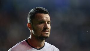 Becali nu poate concura cu această ofertă. "E mult peste ce poate da Steaua!" Cine vrea să-l "fure" pe Budescu