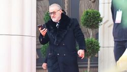 A antrenat la FCSB și a recunoscut tot despre practicile lui Gigi Becali: „Suna pe bancă!”