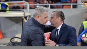 "Unul dintre cei mai buni antrenori din țară", atac virulent la adresa fostului patron: "I-am băgat în conturi 15 milioane de euro"