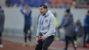 A fost golgheterul Stelei, e vârf de lance la Dinamo, dar n-are milă de echipa lui Dică. "N-am mai văzut demult o echipă românească dominată de o asemenea manieră"