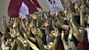 Rapid Bucureşti e aproape de o lovitură de senzație: un antrenor spaniol, cvadruplu câştigător de Liga Campionilor, e în negocieri avansate cu clubul din Giuleşti