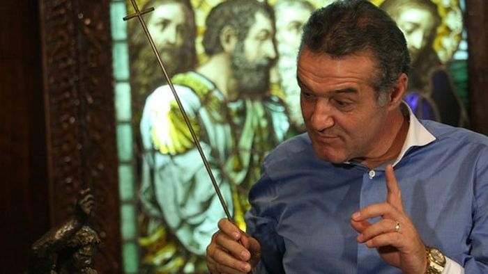 VIDEO/ 'Ticăloși fără glorie' pentru Gigi! Fostele "stele" din Ghencea consideră că era mai bine cu Ceaușescu conducător!