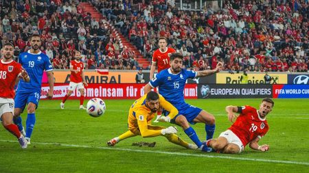 Cipru a naturalizat un brazilian de 37 de ani. Titular de la prima convocare. Cine e uriașul de 1.97 metri care apare în fața naționalei României