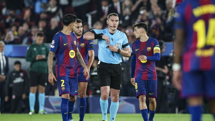 A venit decizia UEFA în cazul Istvan Kovacs versus FC Barcelona