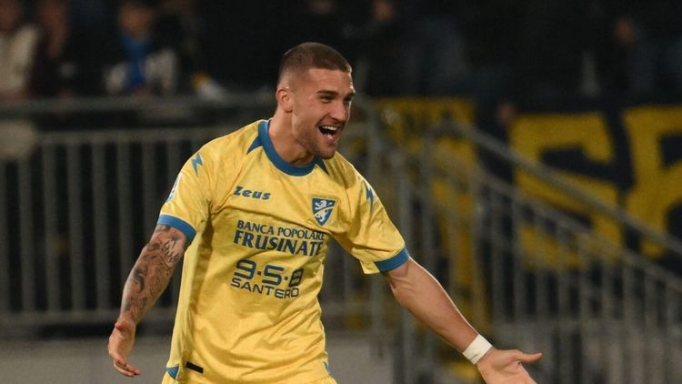 Daniel Bîrligea, reacția serii după ce a marcat de două ori în Serie A: „Plângem în antrenamente”