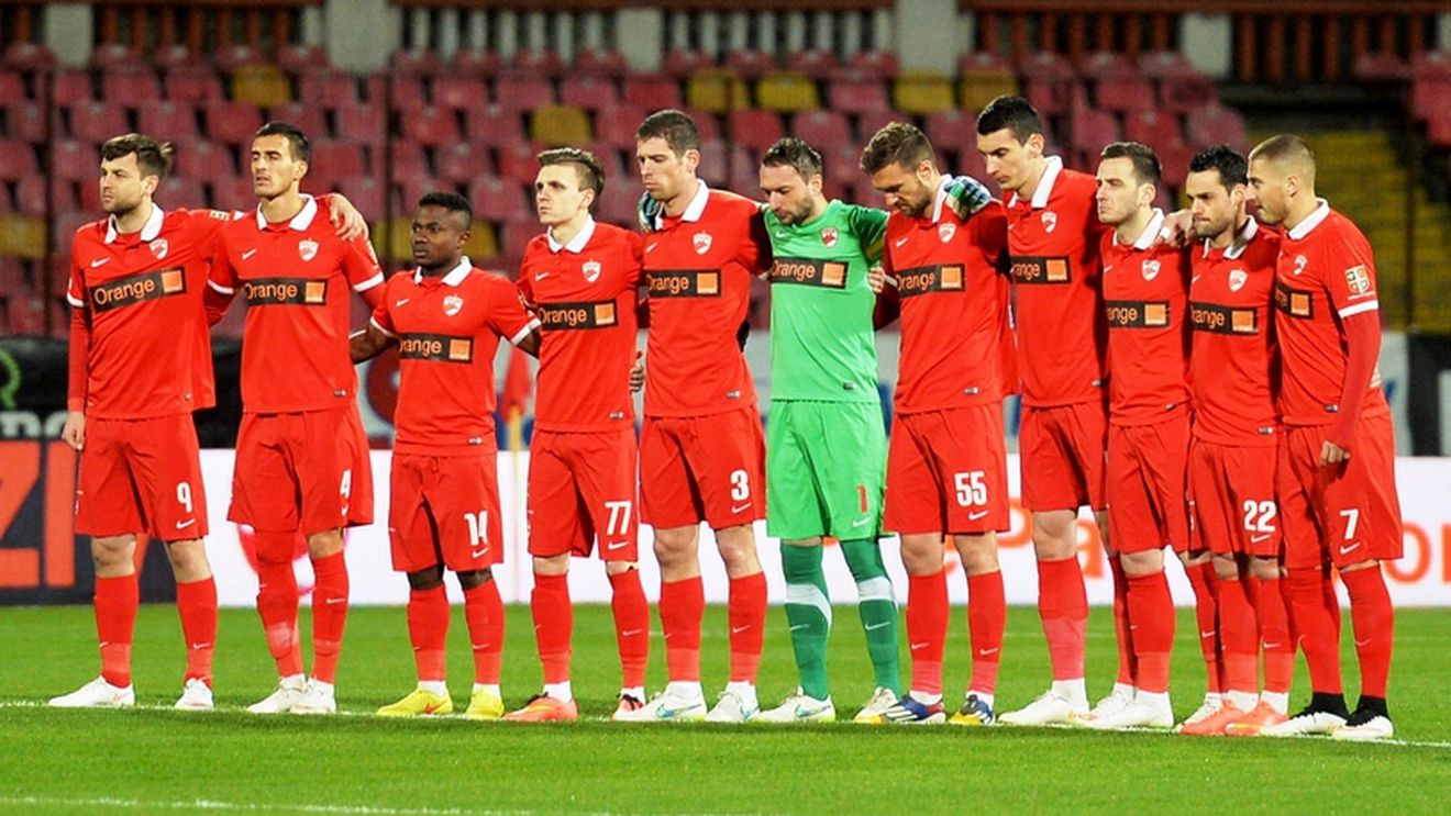 "Câinii" au reușit primul transfer din această vară. Au luat un mijlocaș care a evoluat la o rivală sezonul trecut. Mircea Rednic a decis să renunțe la 4 jucători