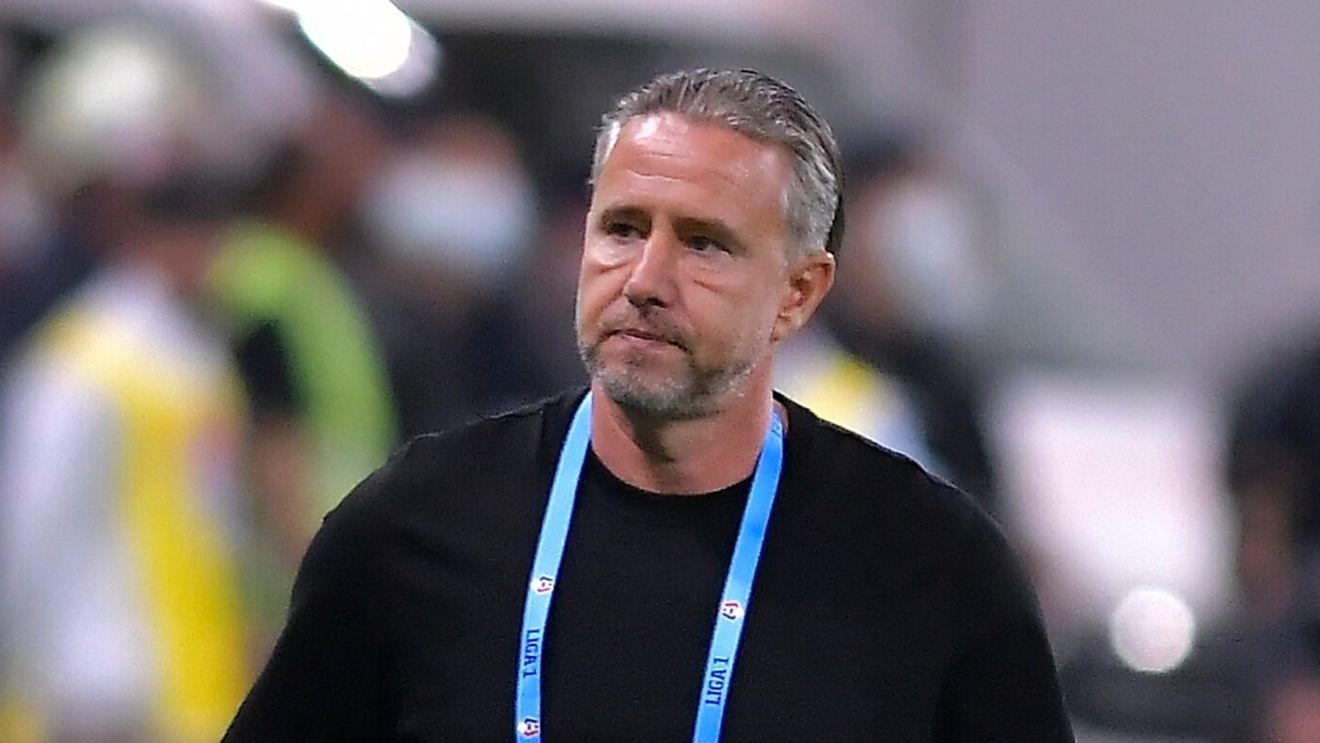 Laurențiu Reghecampf te învață cum „să faci bani și când dormi”. În ce a băgat petrodolarii șeicilor