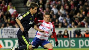 Torje a văzut de la fața locului măcelul.** Atletico câștigă la scor și le suflă în ceafă 'galacticilor'. Atletico-Granada 5-0