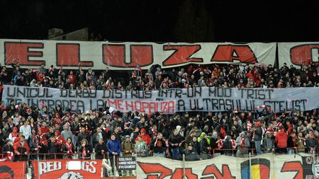 Cum au stricat suporterii lui Dinamo momentul de reculegere în memoria victimelor din Colectiv! Ce s-a întâmplat imediat după
