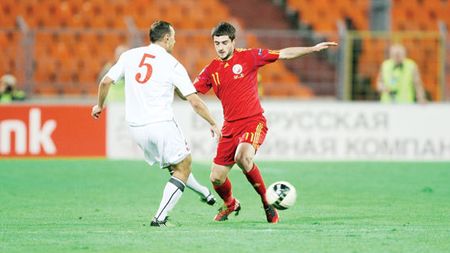 Fanii s-au enervat la culme, după ce FRF a anunțat prețurile la România - Belarus: "Să se ducă mahării la meci!"