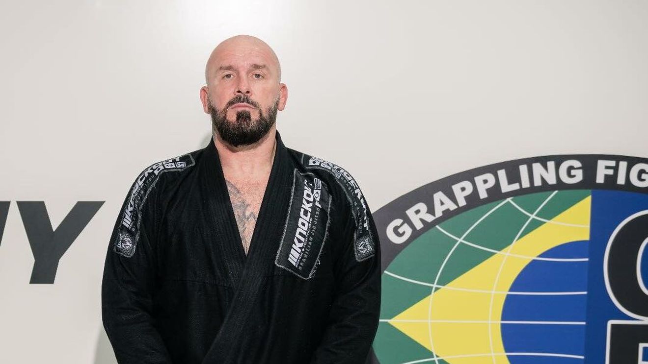 Zmărăndescu, fostul bodyguard al lui Gigi Becali, l-a înjurat pe Dani Oțil în timpul show-ului de la Antena 1: „Am rupt balustrada”