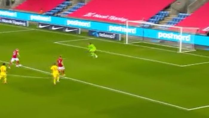 „Apără Tătărușanu!”. Jucătorul lui AC Milan, salvatorul naționalei în două faze critice din prima jumătate de oră. Fără el în poartă, diferența ar fi fost mult mai mare