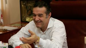 Becali: "Nu am fost în vestiar.Am glumit!"