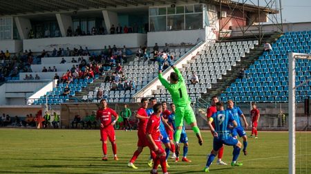 Va fi ”război” în barajul pentru Liga 2 dintre Progresul Spartac și CSM Slatina. Oltenii acuză bucureștenii de ”atacuri mizerabile” și râd de ei pentru că voiau promovare la ”masa verde”: ”S-a ajuns prea departe cu minciunile grosolane şi dezinformarea opiniei publice”