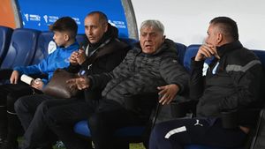 Sorin Cârțu poate avea mari probleme! Dezvăluirile incredibile ale președintelui Universității Craiova. „O să joc 1 solist la CFR - Farul și o să mă filmez, cu riscul de a fi amendat sau suspendat!”