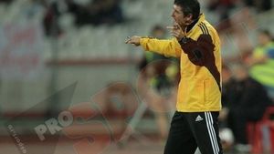 "Vrem să-i facem cadou domnului Porumboiu o victorie cu Gloria"