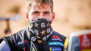 Emanuel Gyenes, victorie mare în Raliul Dakar! Benavides și Price, transportați cu elicopterul la spital