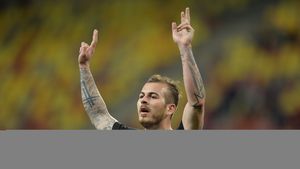 Alibec nu-l iartă pe Dică. Răspuns tăios al atacantului, după ce "Dicanio" a ieșit la atac: "Era de așteptat să-l schimbe!"

