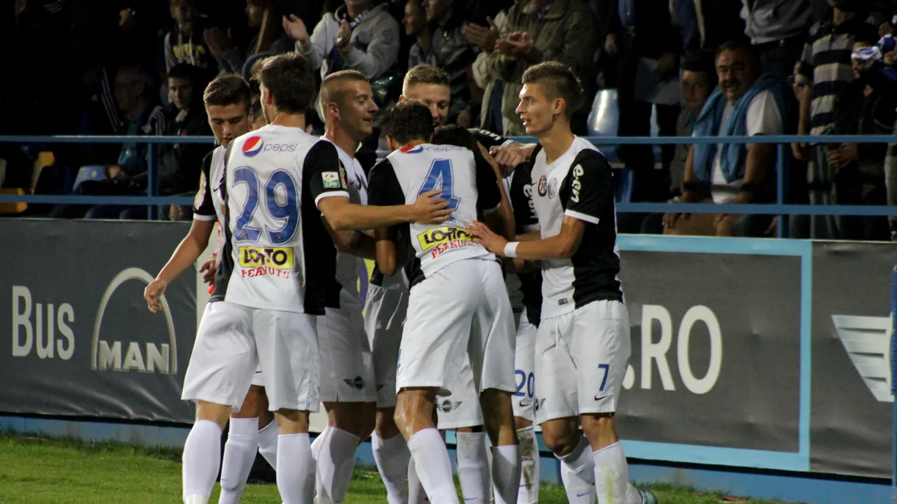 Petrolul - Viitorul 1-2. Trei goluri în șapte minute și fotbaliștii lui Hagi țin pasul cu Dinamo și Astra