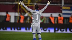 EXCLUSIV | PeÃ§anha rămâne în Liga I! Brazilianul a semnat cu Petrolul și va juca în EL