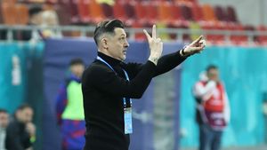 Mirel Rădoi a explicat diferența dintre mandatul său, al lui Cosmin Contra și al lui Edi Iordănescu în comparație cu cel al lui Mircea Lucescu: „Impactul la o discuție cu el e altul pentru jucători”