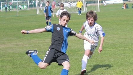 Nicolae Cârnat, golgheterul Academiei "Gheorghe Hagi"** la Mundialito!