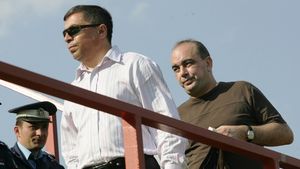 "Dinamo e în faliment! **Nu mai vine nimeni să aducă bani la club!"