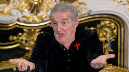 Ei sunt cei doi fotbaliști pe care Gigi Becali nu îi mai vrea titulari la FCSB! Patronul l-a sunat disperat pe Meme Stoica, la pauza meciului cu Oțelul: unul dintre cei doi, însă, e printre cei mai apreciați de cuplul de antrenori Pintilii - Charalambous! | EXCLUSIV