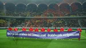 FOTO Mesajul emoționant al steliștilor înainte de derby! "Ajută-l pe Cătă să salveze vieți!"