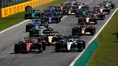 Max Verstappen, încă o victorie mare în Formula 1! Sylvester Stallone și Andreea Bocelli, vedetele de pe circuitul de la Monza. 75 de ani de la fondarea Ferrari