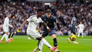 Andrei Rațiu l-a convins pe Vinicius! Transferul la Real Madrid nu mai pare imposibil: ce i-a spus brazilianul românului, după meciul direct!