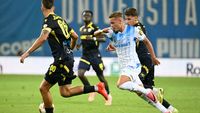 Omul penalty! Cine e fotbalistul din Superliga României specialist în obținerea loviturilor de la 11 metri