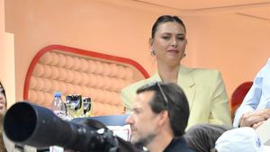 Reacția Mariei Sharapova după ce a văzut videoclipul ultimei reclame cu David Beckham, care apare alături de actorul Matt Damon