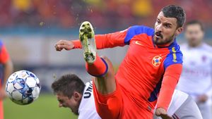 Avem echipa de start a celor de la FCSB în derby-ul cu Rapid! Constantin Budescu, marea surpriză: este atacant, după ce Gigi Becali l-a făcut praf și l-a amenințat că îl dă afară! | EXCLUSIV